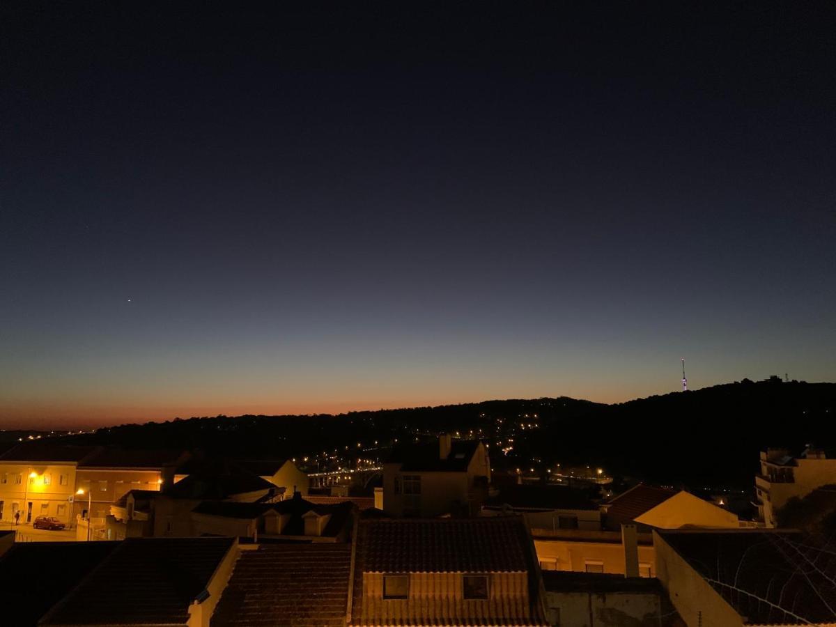 Apartment2 With Terrace And A View Near Amoreiras Lisboa